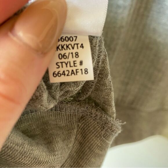 aeropostale gray waffle knit long sleeve caged neck top - Picture 8 of 8